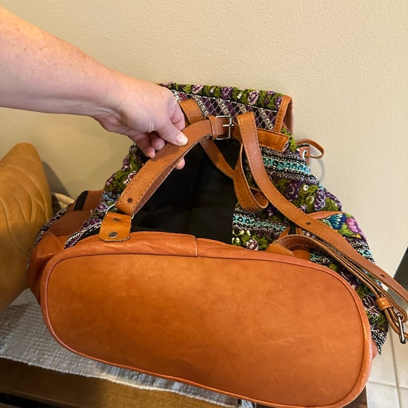 Embroidered and Leather Backpack - Picture 4 of 7